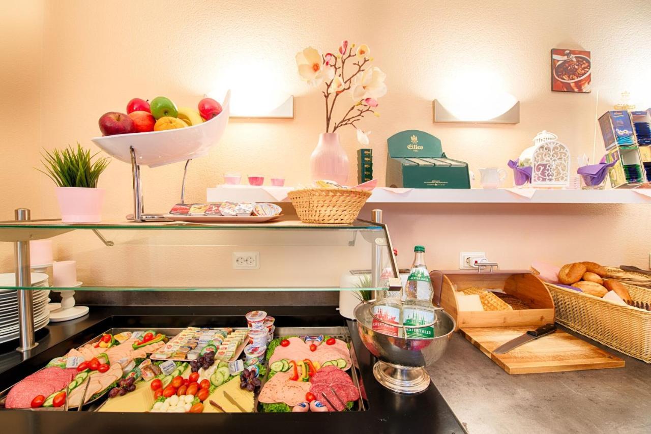 Hotel Cult Hamburg Luaran gambar